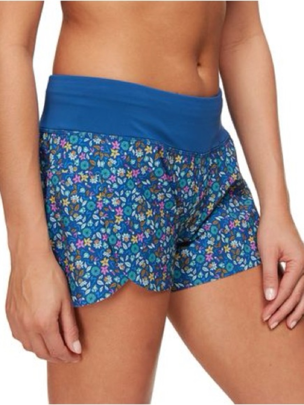 Patagonia Women’s Stretch Hydropeak Surf Short Blue Floral Size M